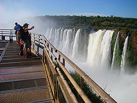 vyhl&iacute;dka nad �&aacute;blov&yacute;m ch�t&aacute;nem