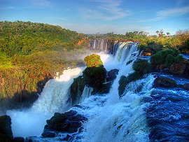 v&yacute;hled od vodop&aacute;du Mbigu&aacute;